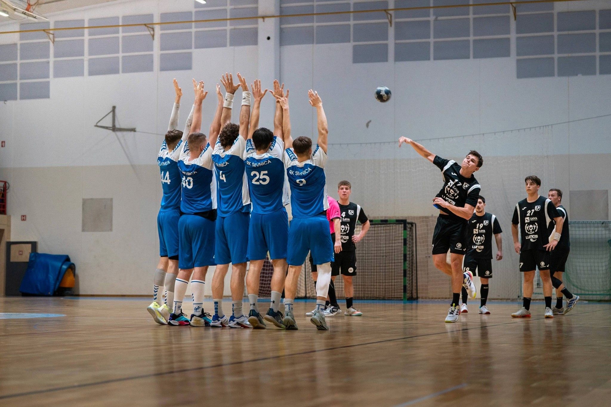 RK Sevnica fans cheering