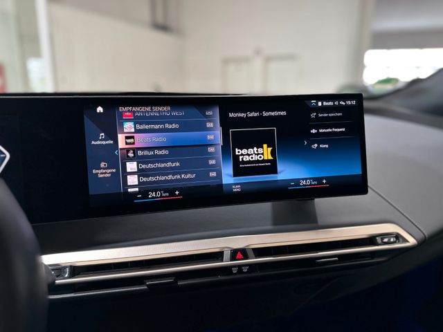 BMW iX 2022 WHITE Gebrauchtwagen - Galeriebild 19