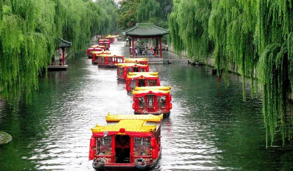 Willow-lined canal boats