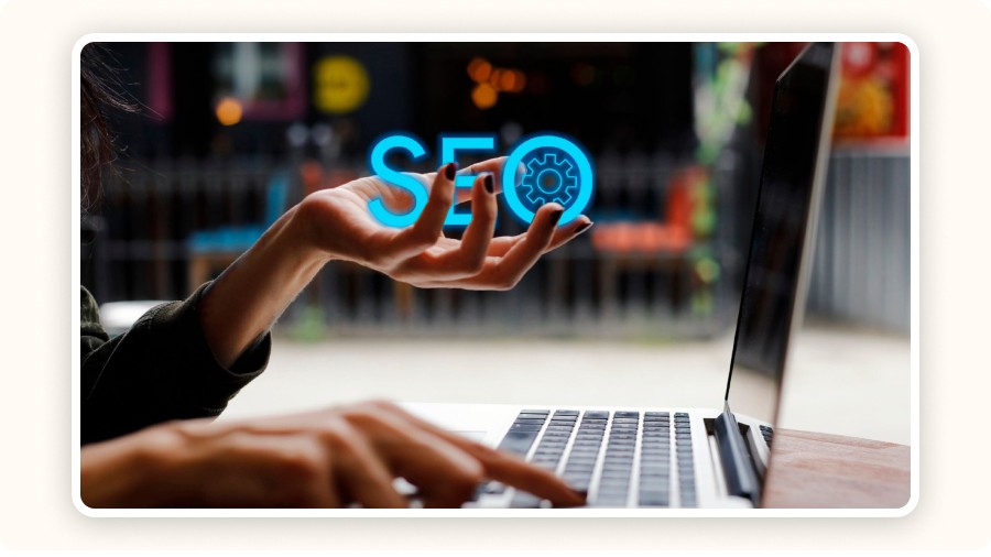 Hand showing an “SEO” icon