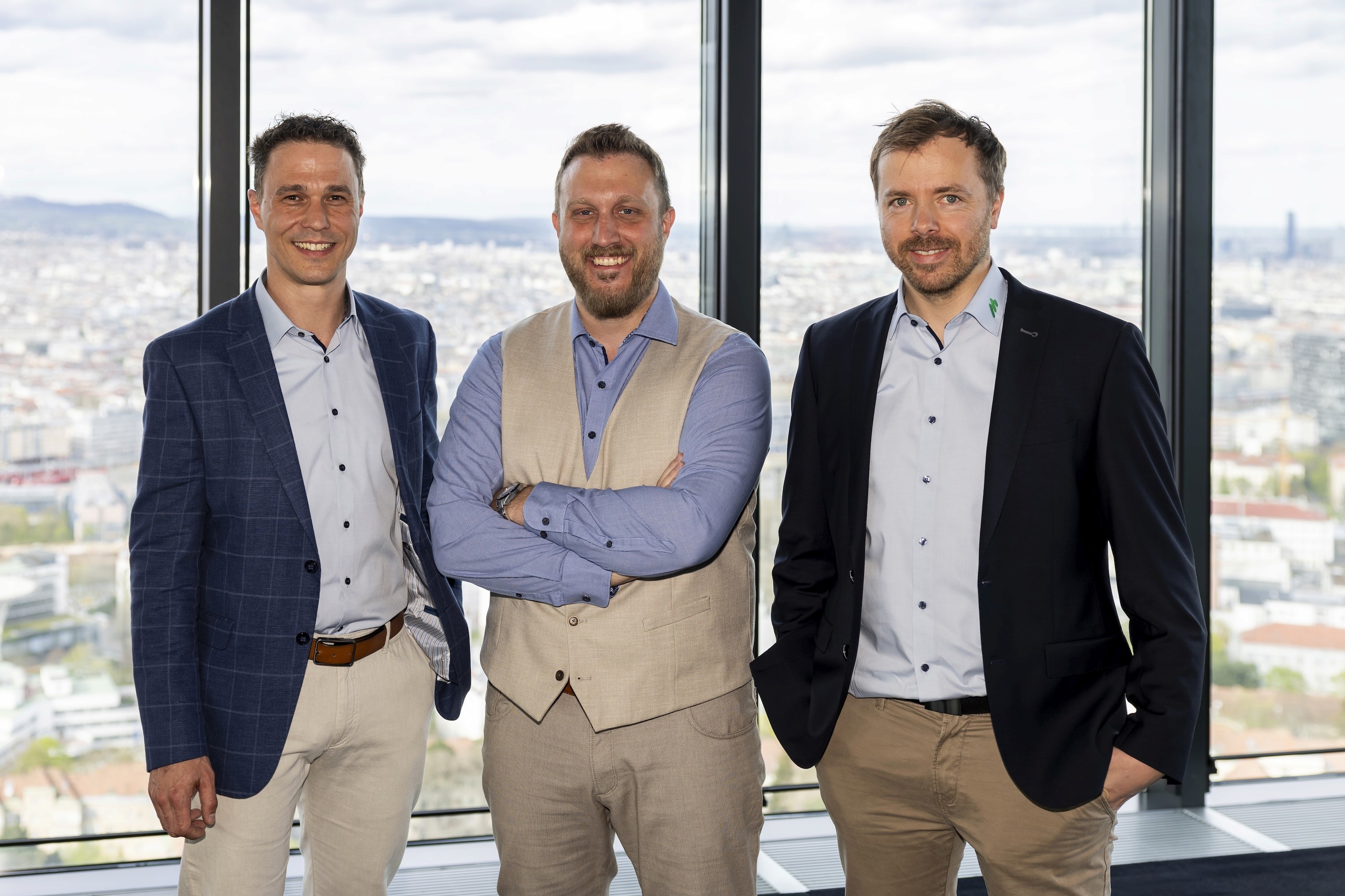 GF Matthias Göttert Techem GmbH mit Beletron Matthias Lechner und Martin Berger
