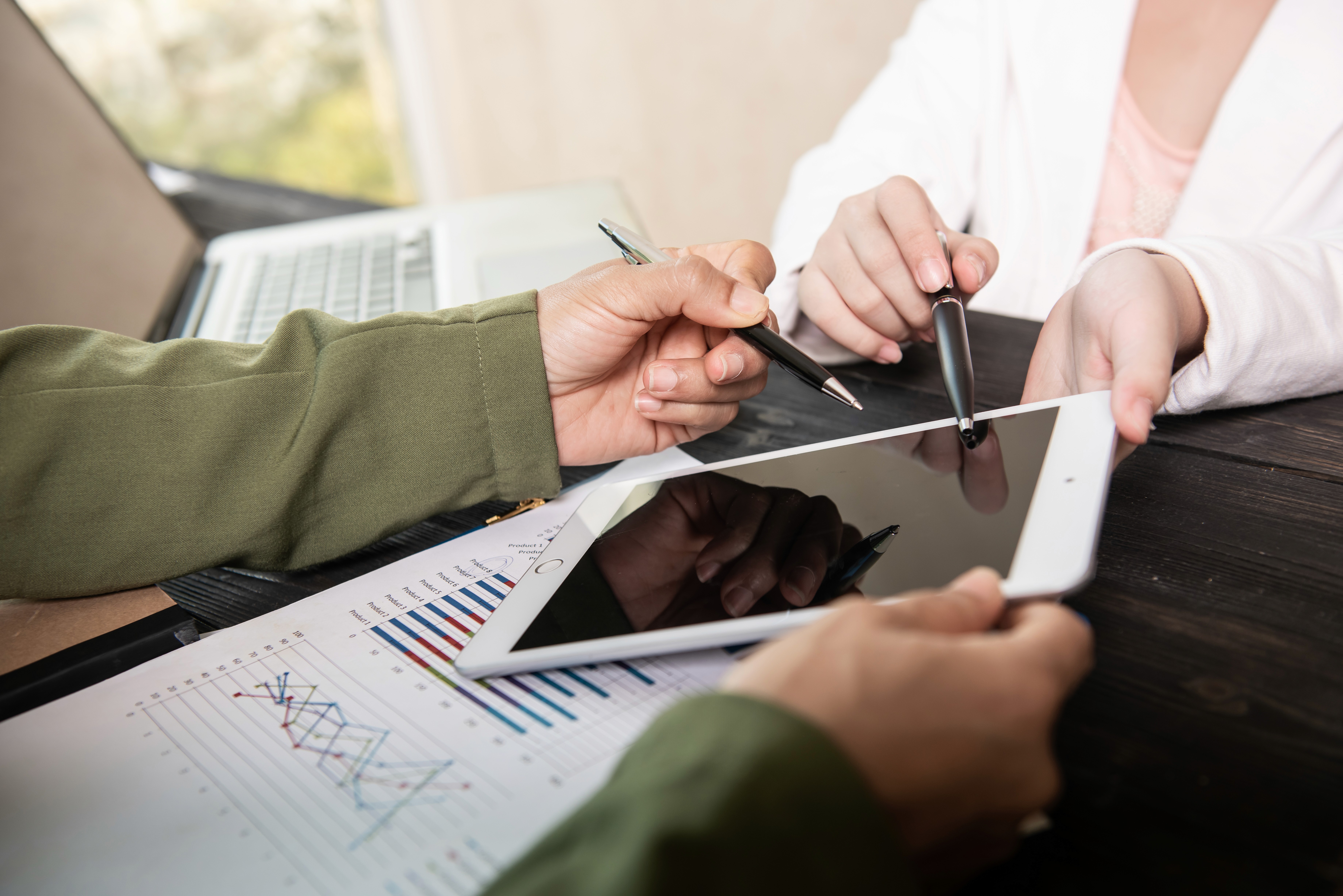Small business owners use invoice software with robust reporting to forecast financials