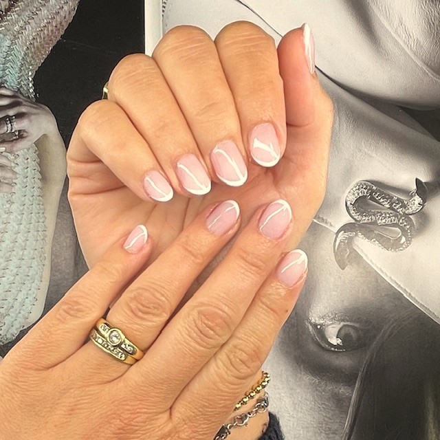 renfort sur ongles naturels