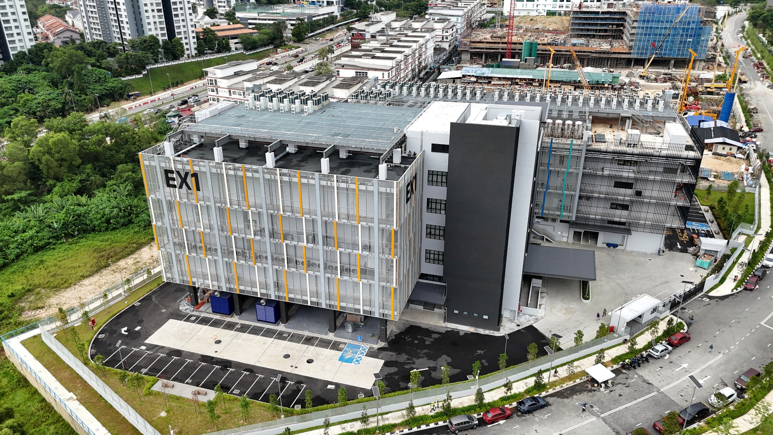 Exterior view of EX1 & EX2 Data Centre project by Asima Architects