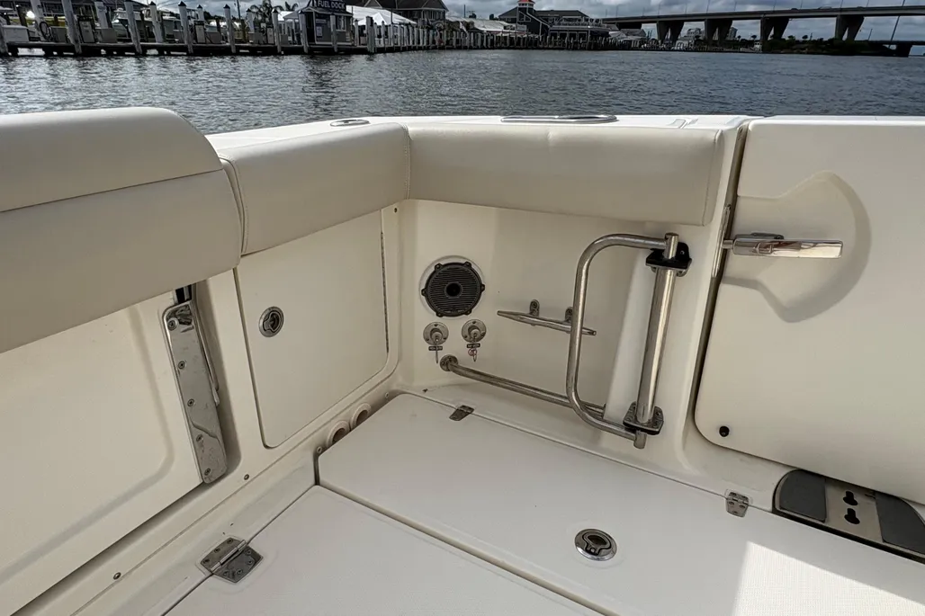 Boat thumbnail 9