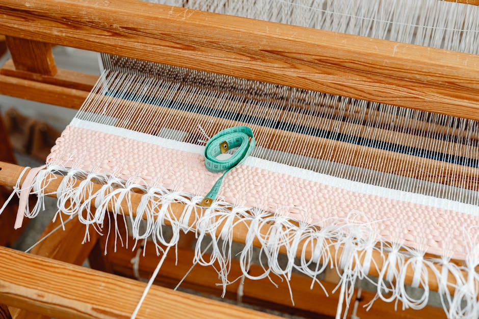 loom design breakdown illustration