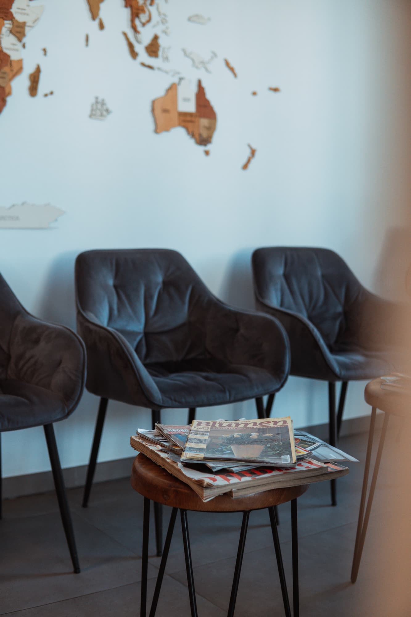 physiotherapie-fleissig-laeng-arnstorf-wartebereich-modern