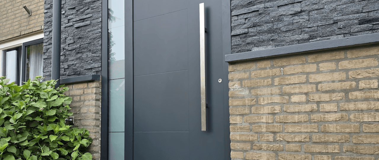 Voordeur - Dugreja Putten