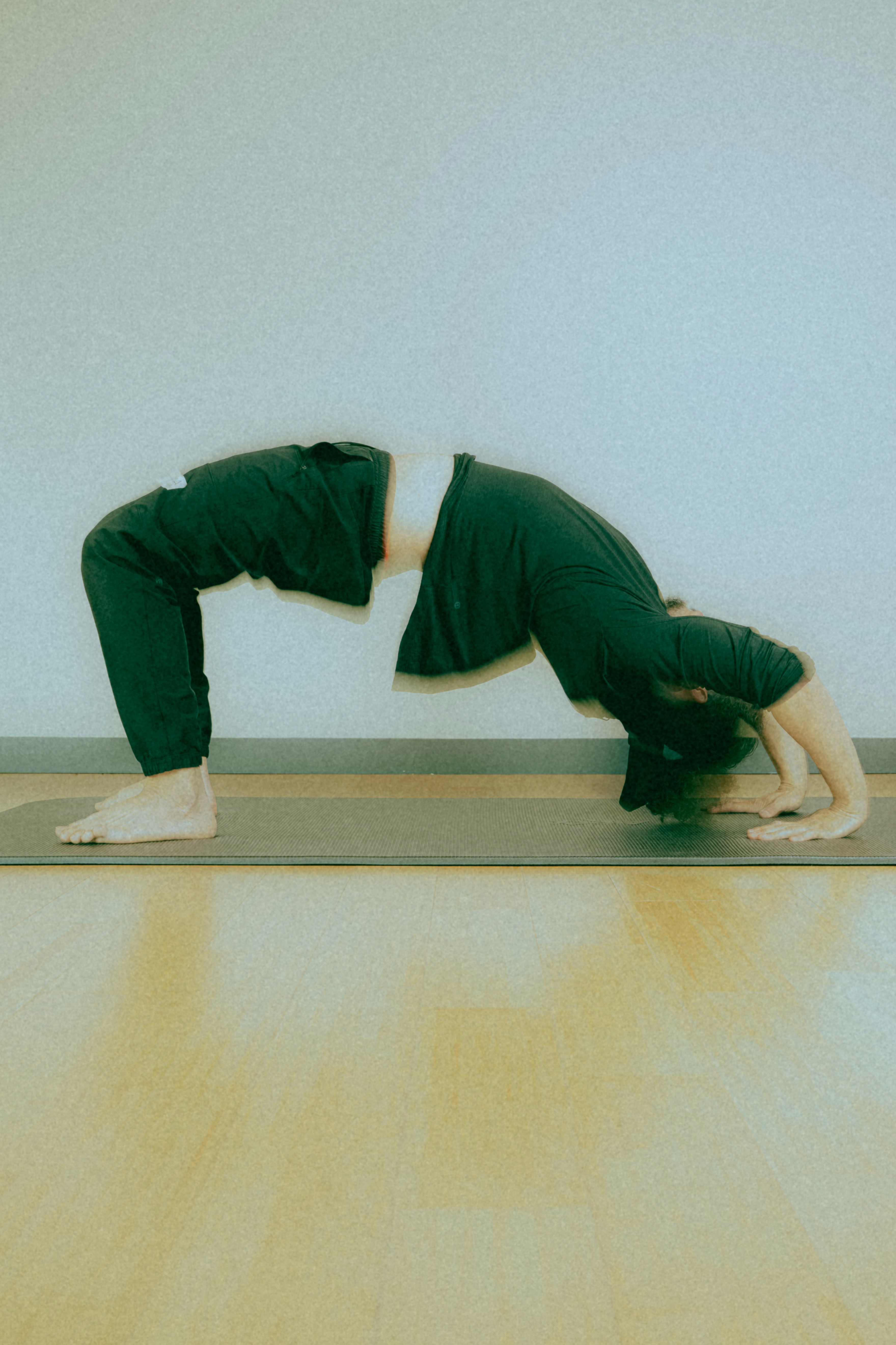 Dynamic picture of a cyclist riding downhill