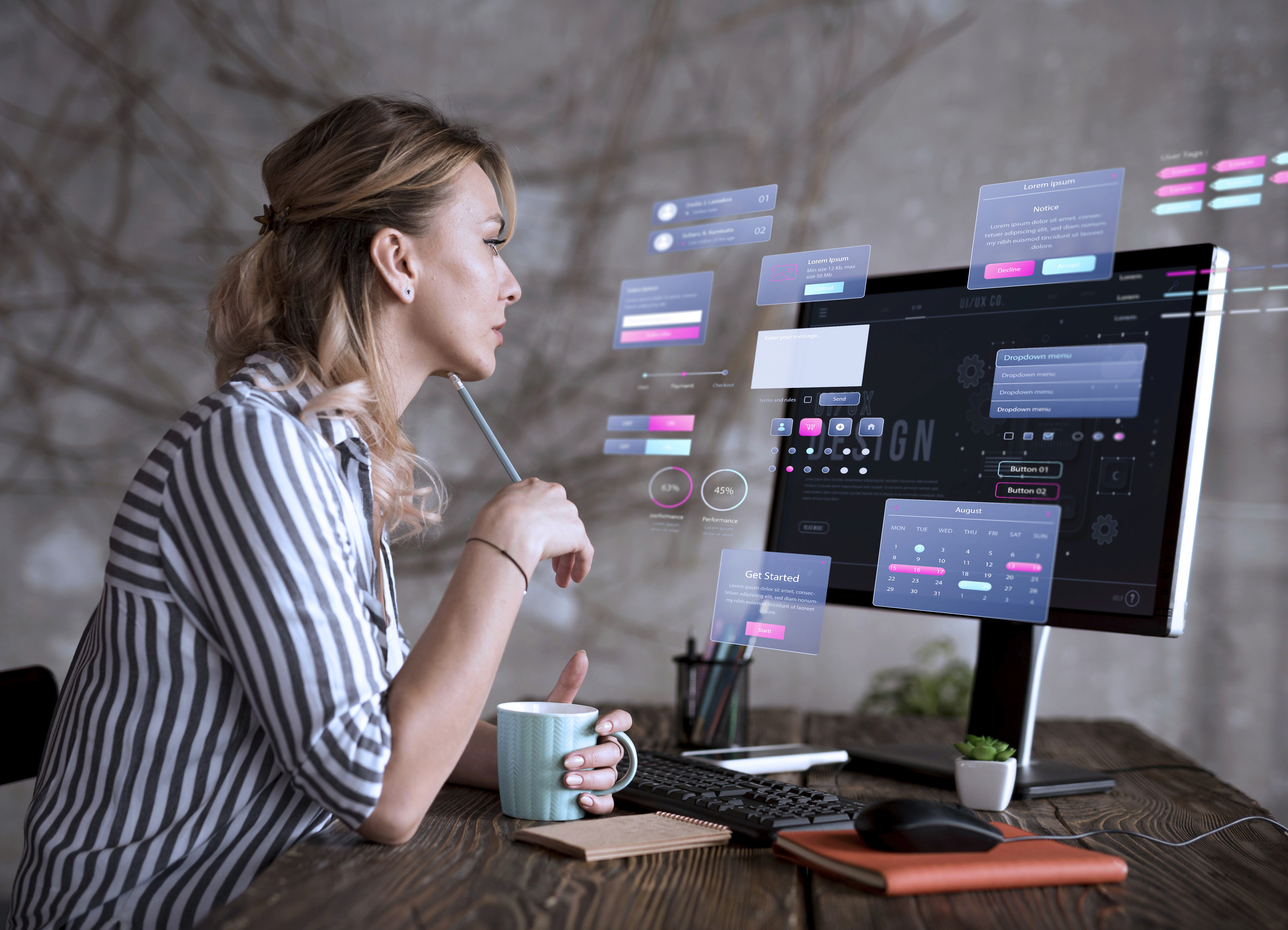 Editeur de logiciel utilisant un ordinateur sur bureau