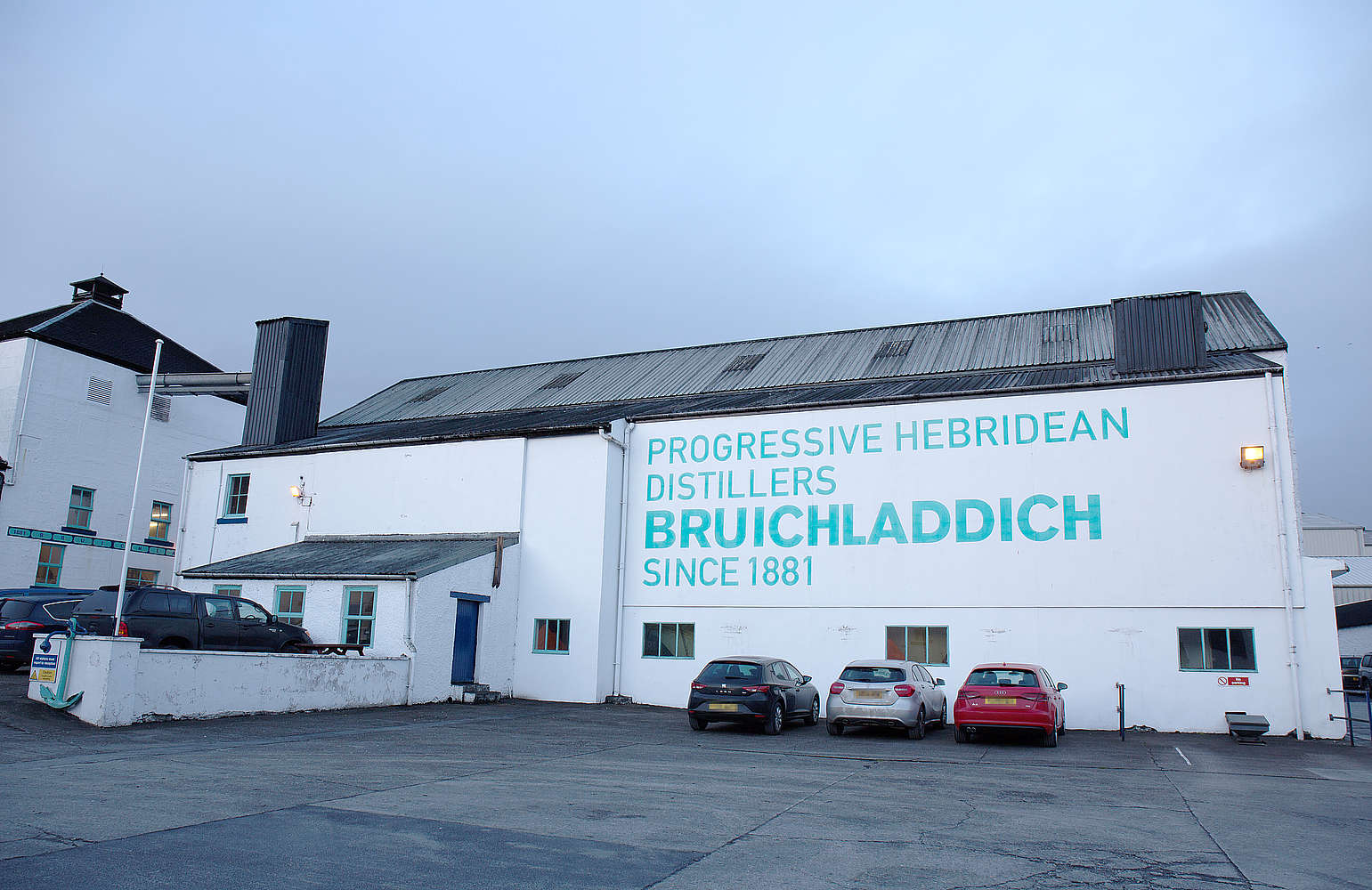 Bruichladdich-Distillery1