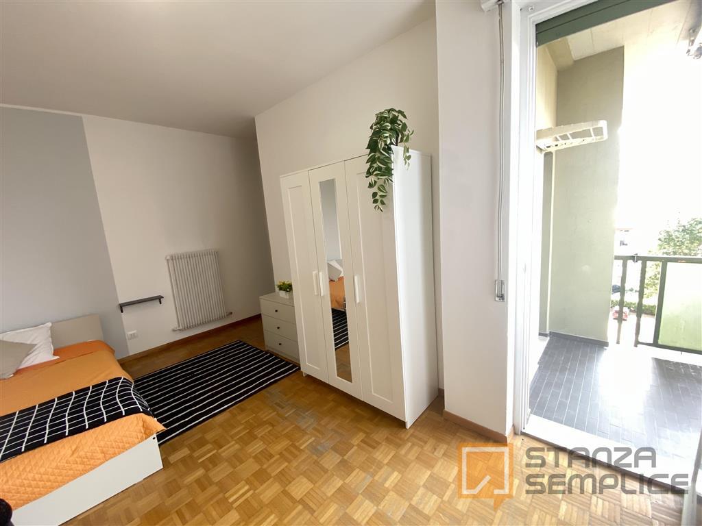 14 sq m room in Via CAMPAGNOLE, Rovereto