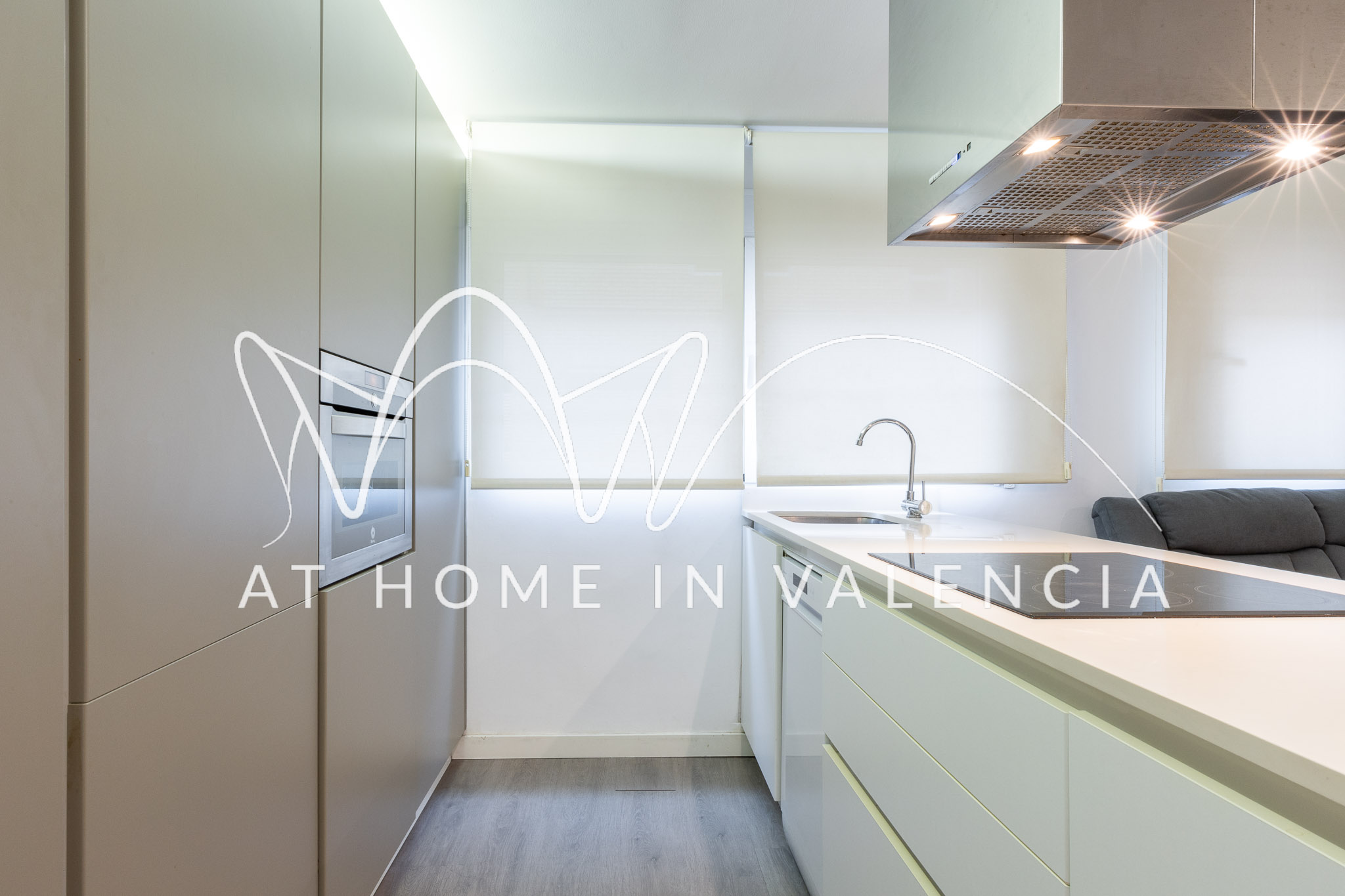 Apartment's livingroom photo