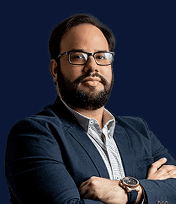 Junio Queiroz, fundador de SaaS e cliente do Studio Responsivo - projeto de SaaS