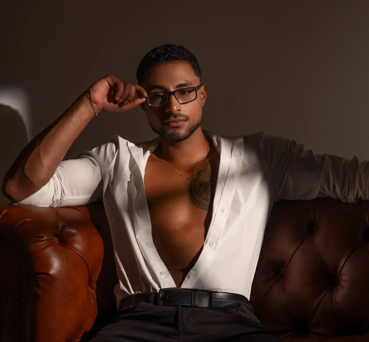 Model Liam Garcia - The Webcam Company
