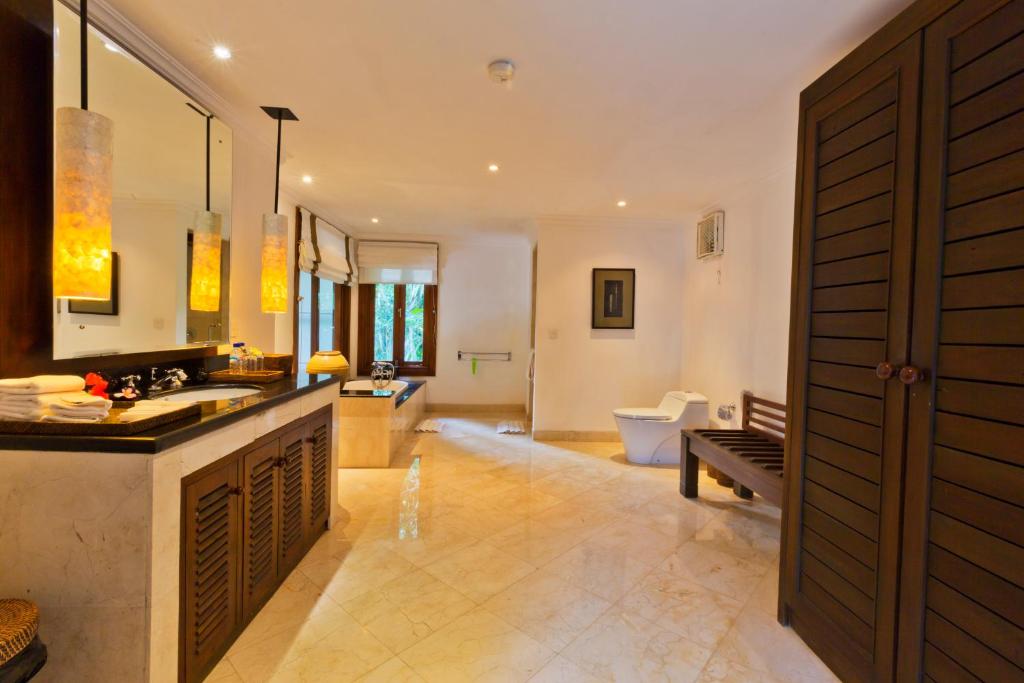 Operating villa complex with expansion potential in Ubud