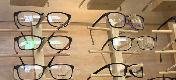 Eyewear & Sunglasses