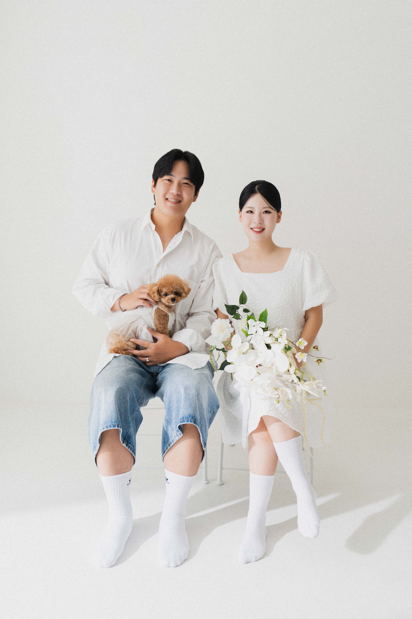 천안가족사진 촬영 후기 | 스튜디오널이 담아낸 결혼기념일 강아지 가족 두 벌 촬영