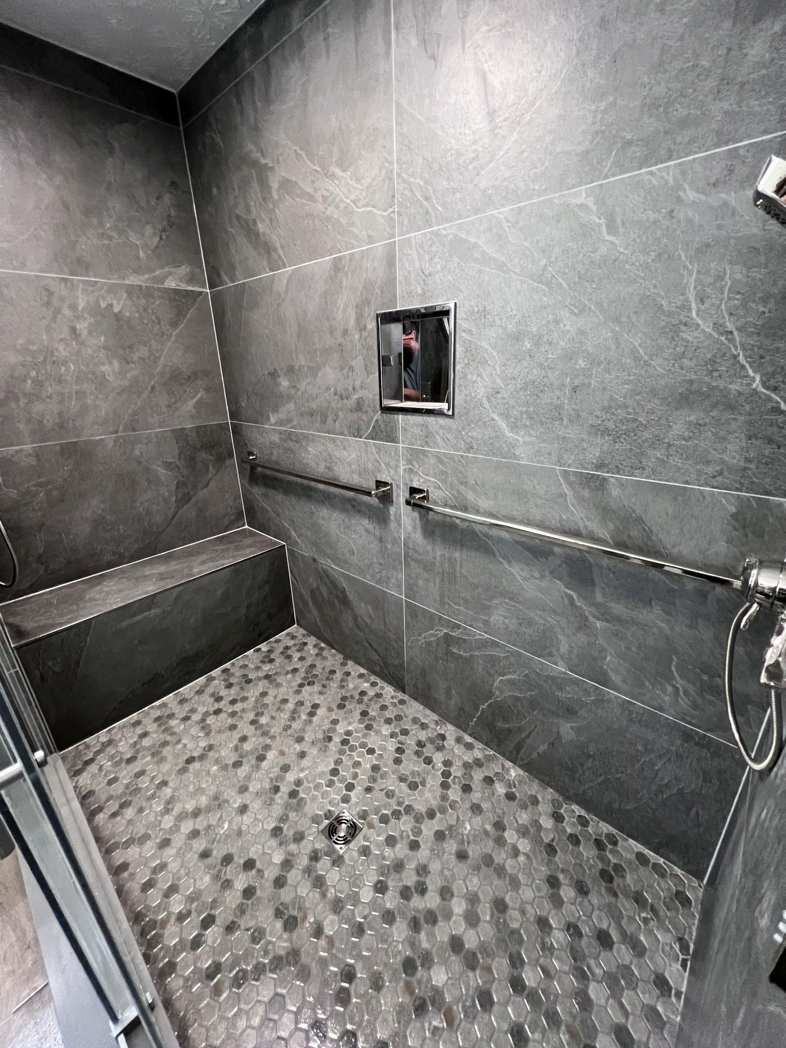 4'x2' Large Format Tile Shower