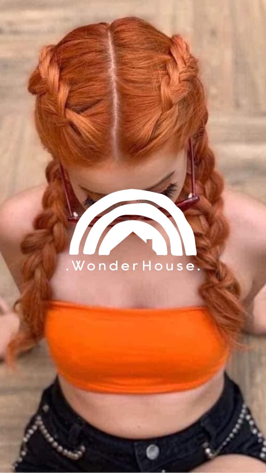 Retrato con el logotipo de WONDERHOUSE