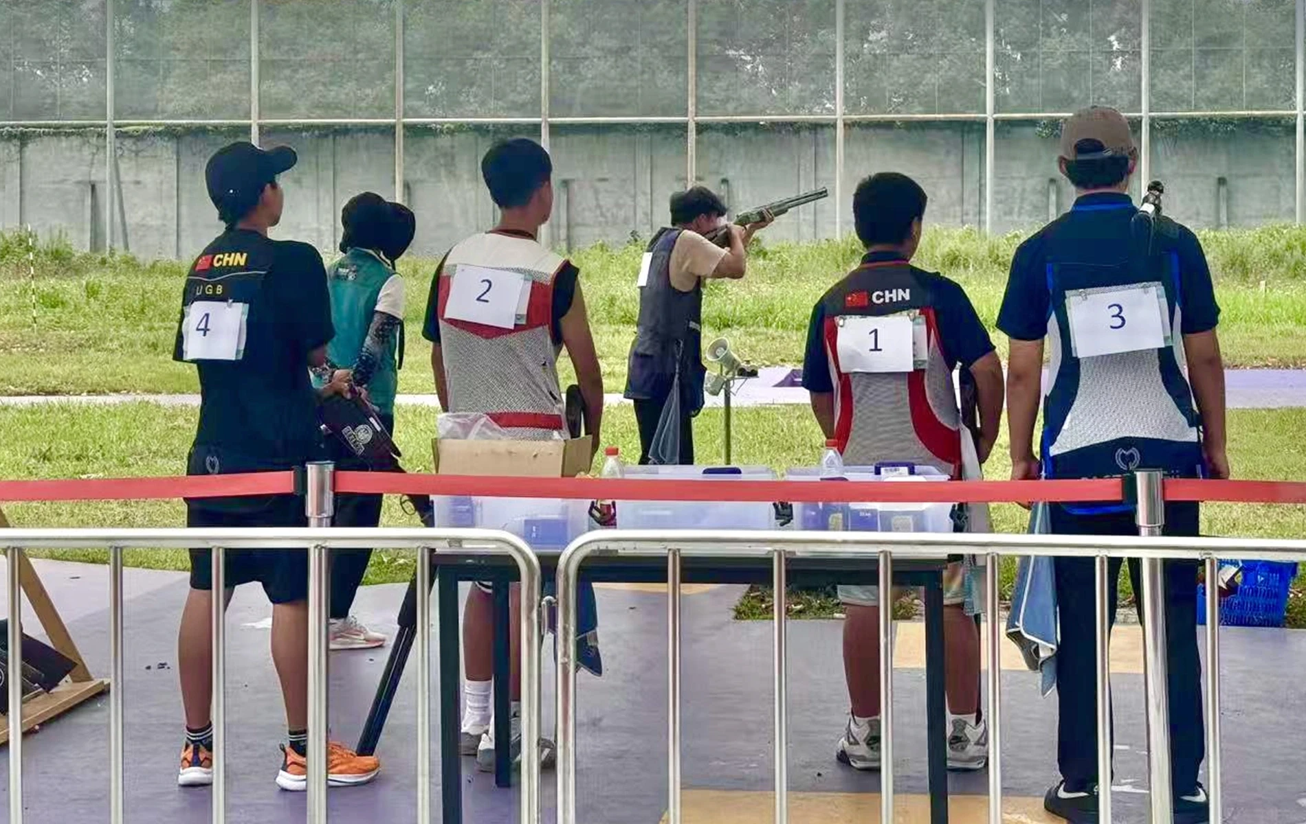 Multiple teams of different shotgun federation