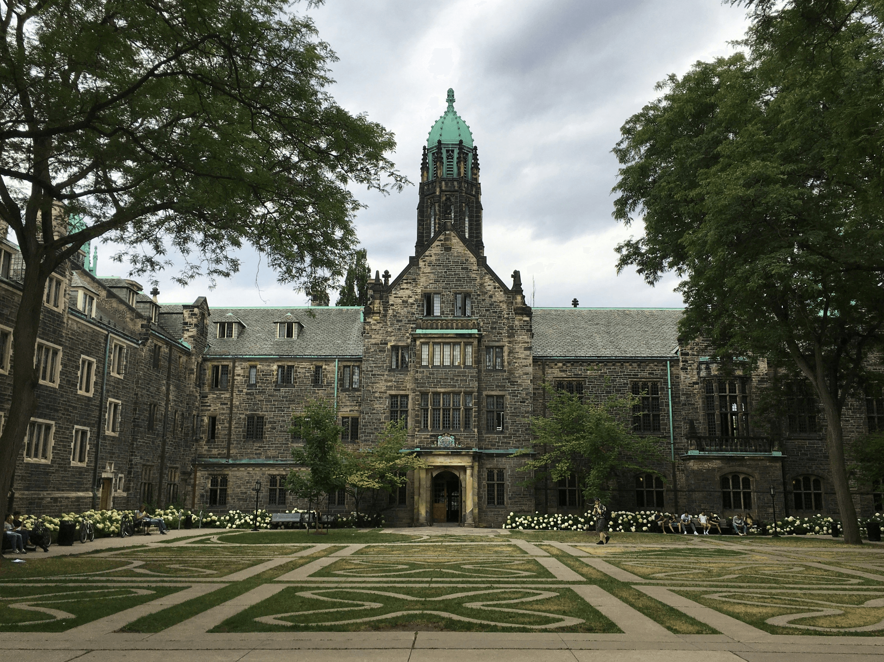 High school student conducting academic research with a PhD mentor to strengthen a University of Toronto application