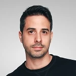 Ernesto Aragon headshot