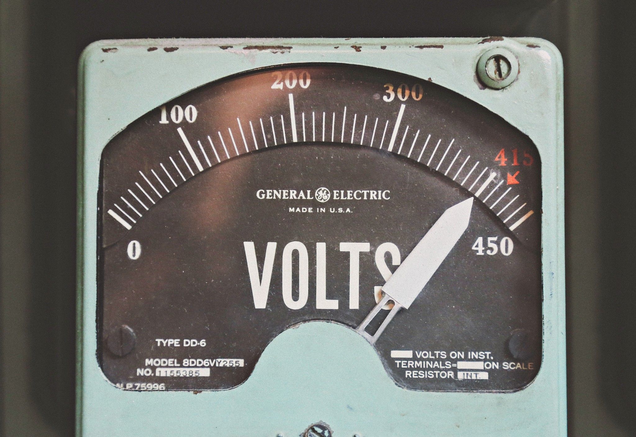 A close-up of a distribution board with labelled circuits.