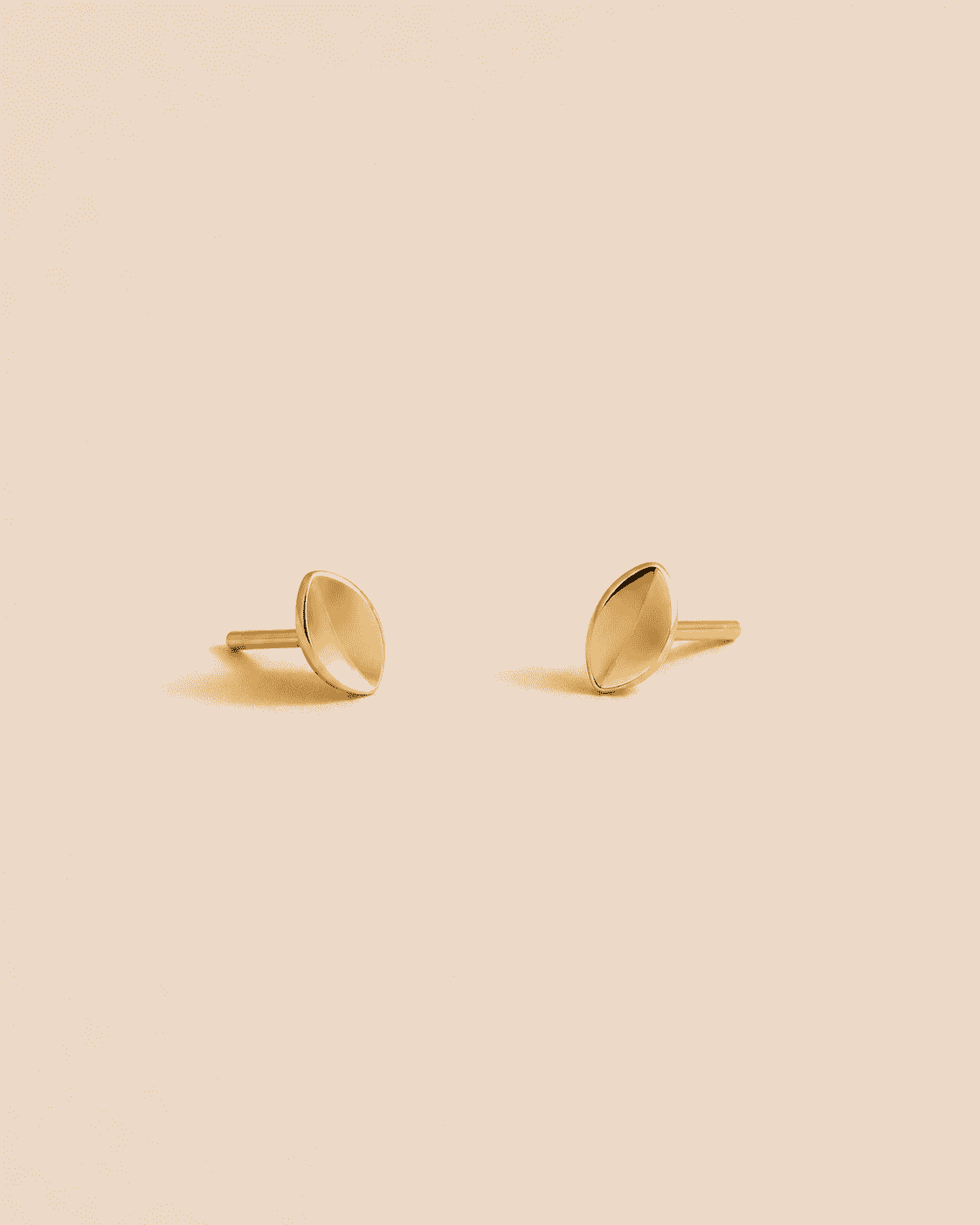 petal-studs.png