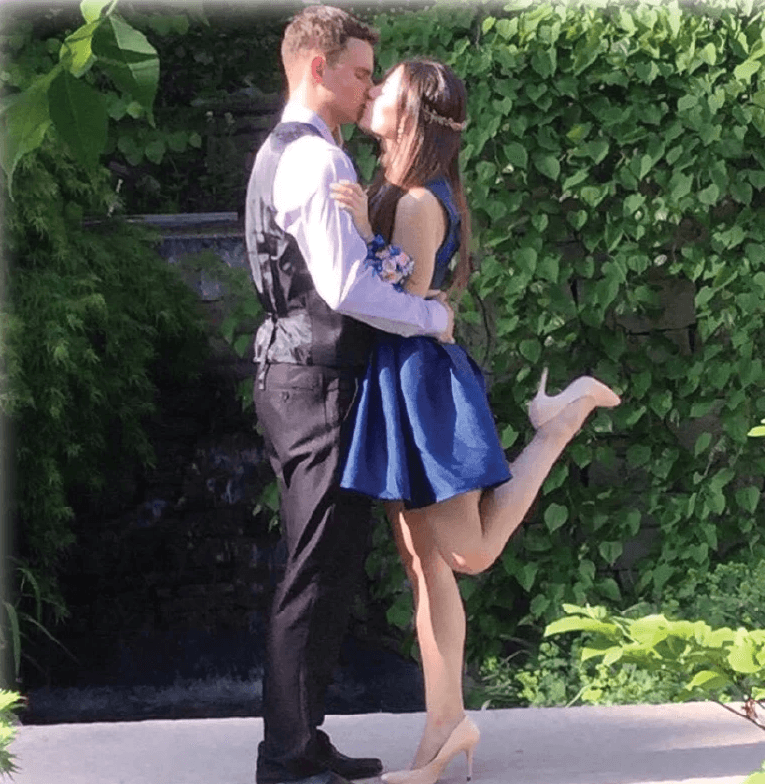 Zoë and Francis at prom in 2016