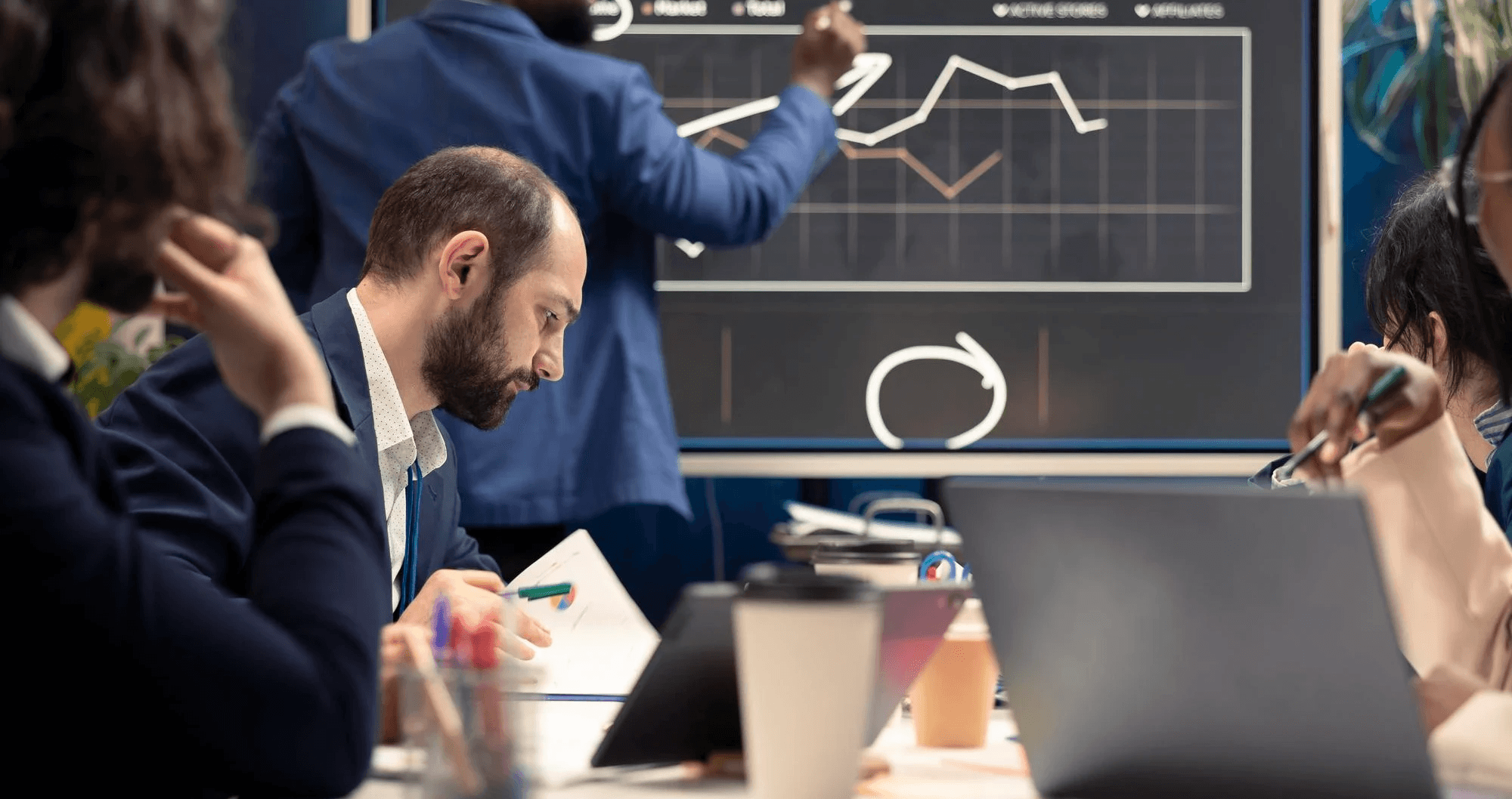 las metricas te ayudan a visualizar si tu fuerza de ventas b2b genera resultados optimos