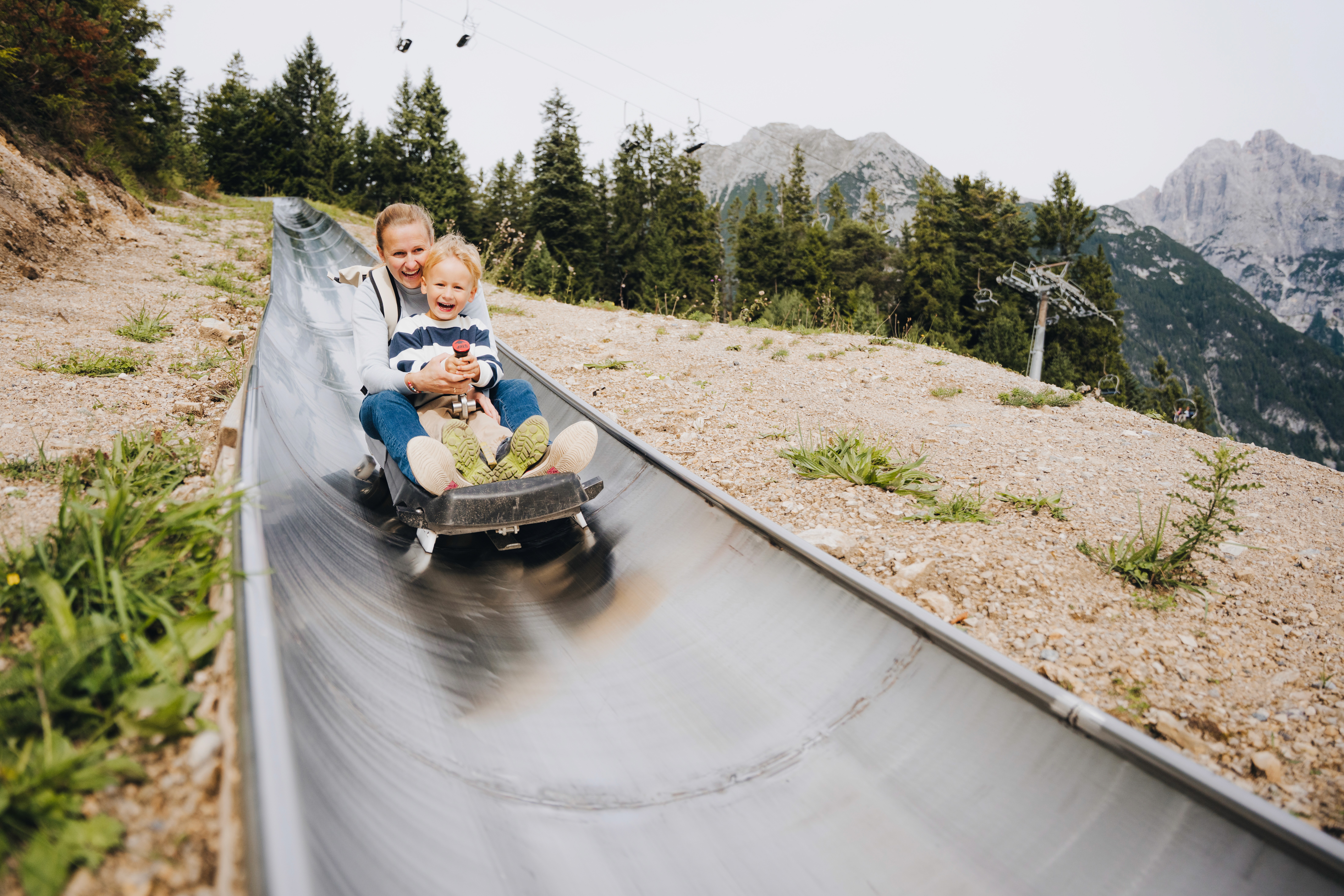 Yoga im Seminarraum | Marigold Tirol