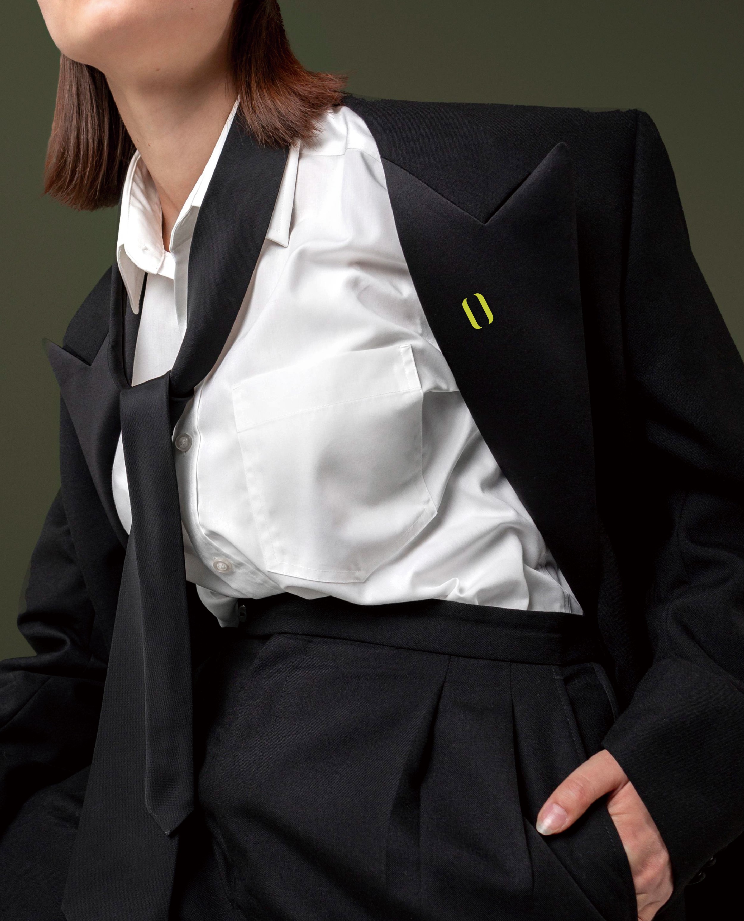 蒔和品牌標誌_直式_深綠淺綠配色_象徵無限想像與專業經驗_企業Logo