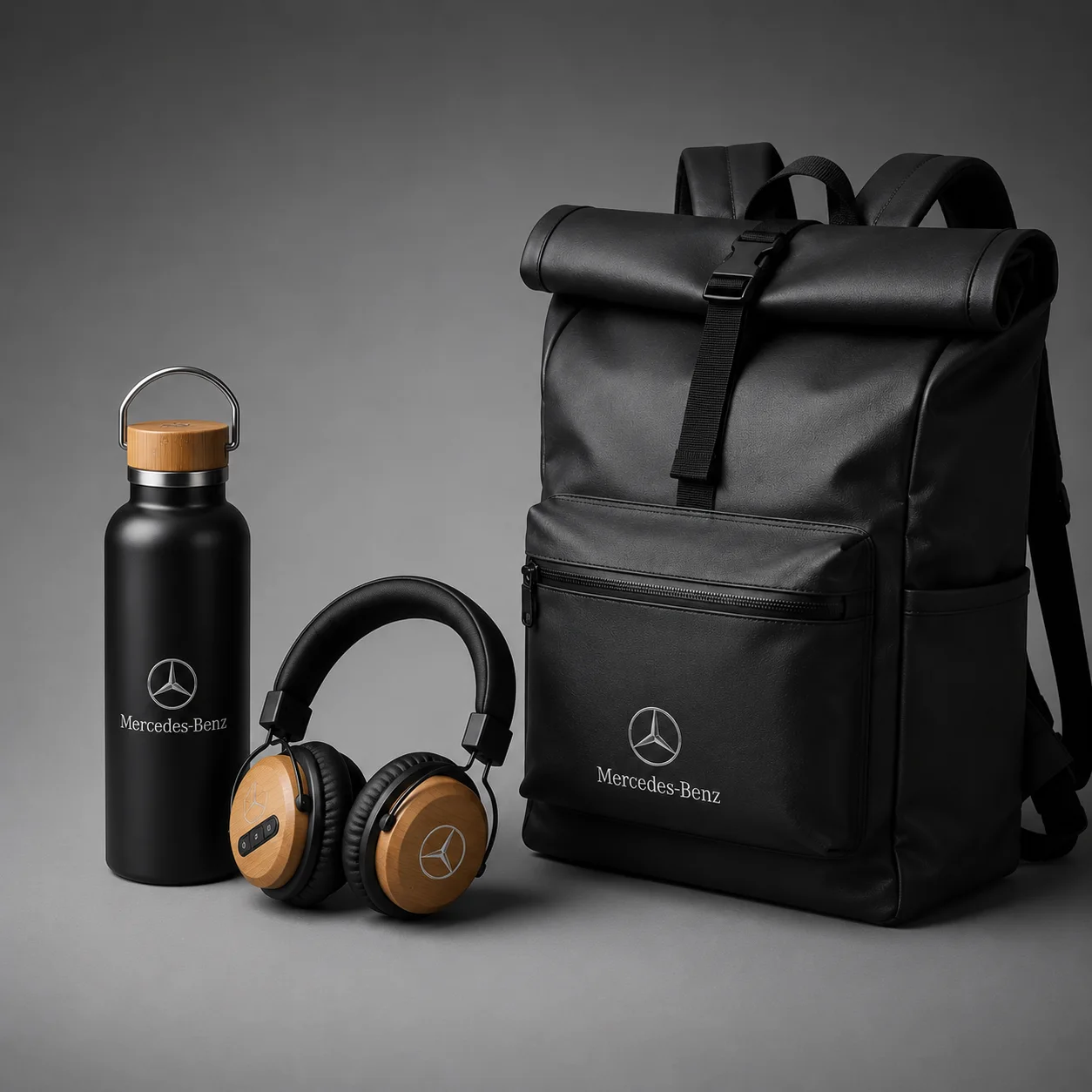 Pack corporativo premium con mochila, botella y auriculares personalizados