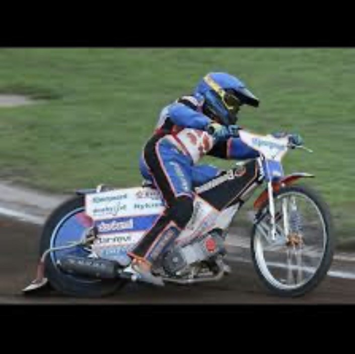 Billede af Henrik Lorenzen på hans motorcykel