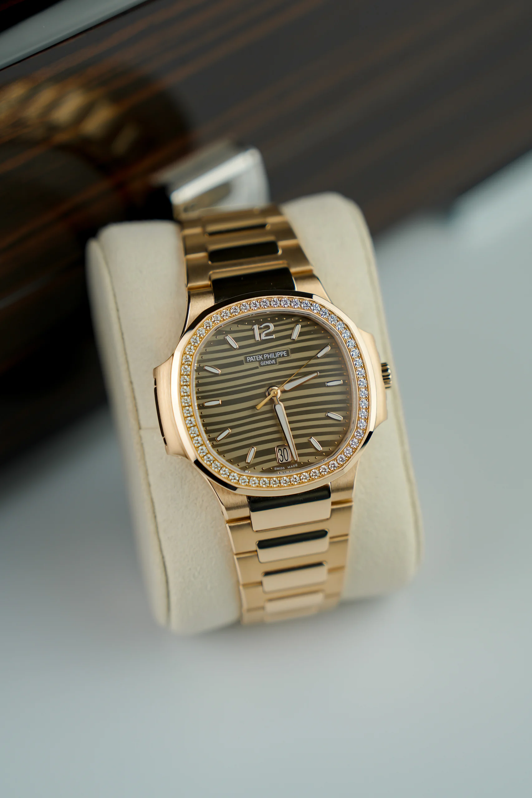 Patek Philippe Nautilus Rose Gold 7118/1200R full front view