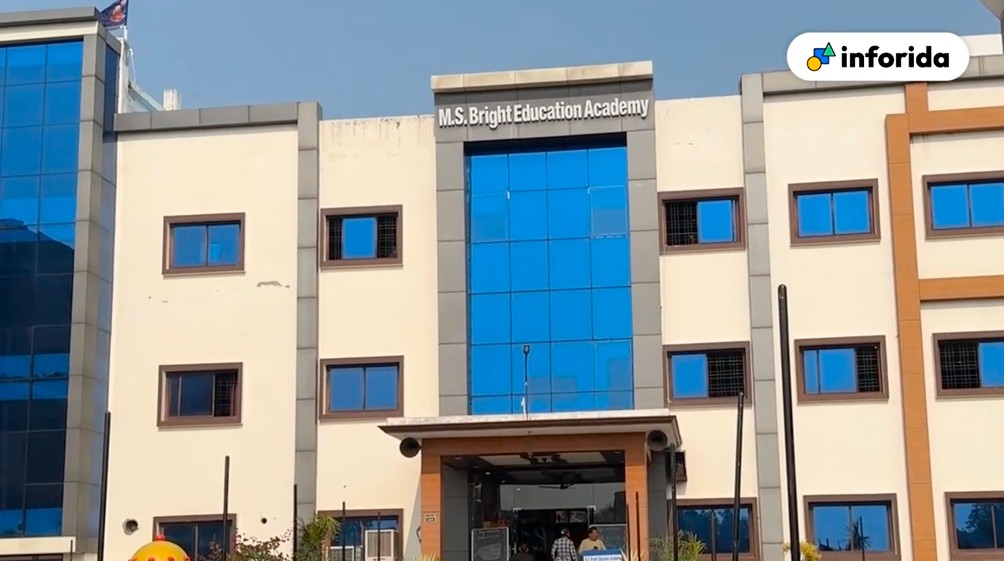 a classroom full of students sitting at desks