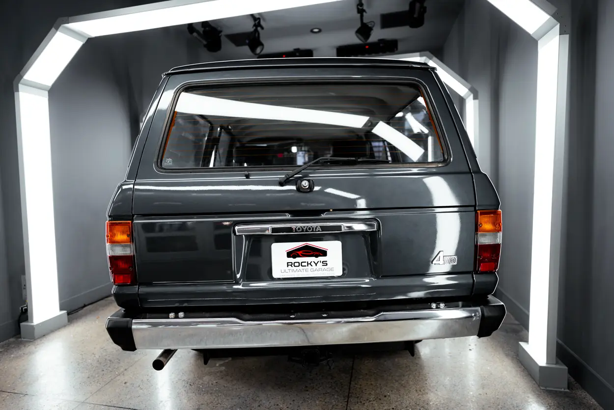 1989 Toyota Land Cruiser FJ62 photo 13
