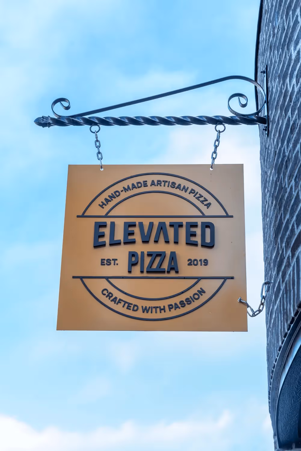 Elevated Pizza landscape photography showing the project environment and outdoor setting