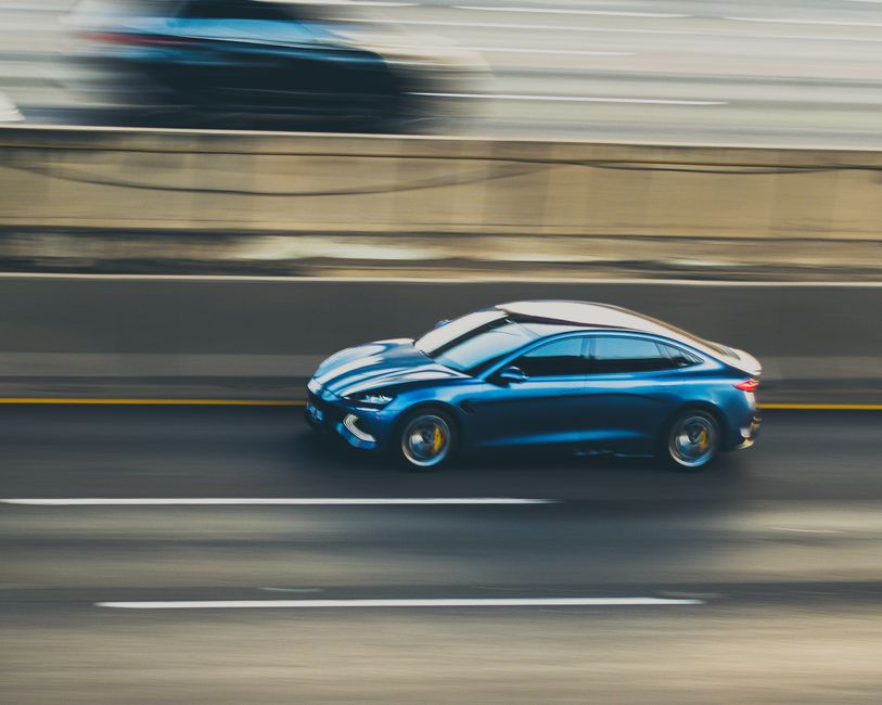 Novo Imposto sobre Carro Elétrico por Quilômetro Rodado É Confirmado: Entenda o Impacto