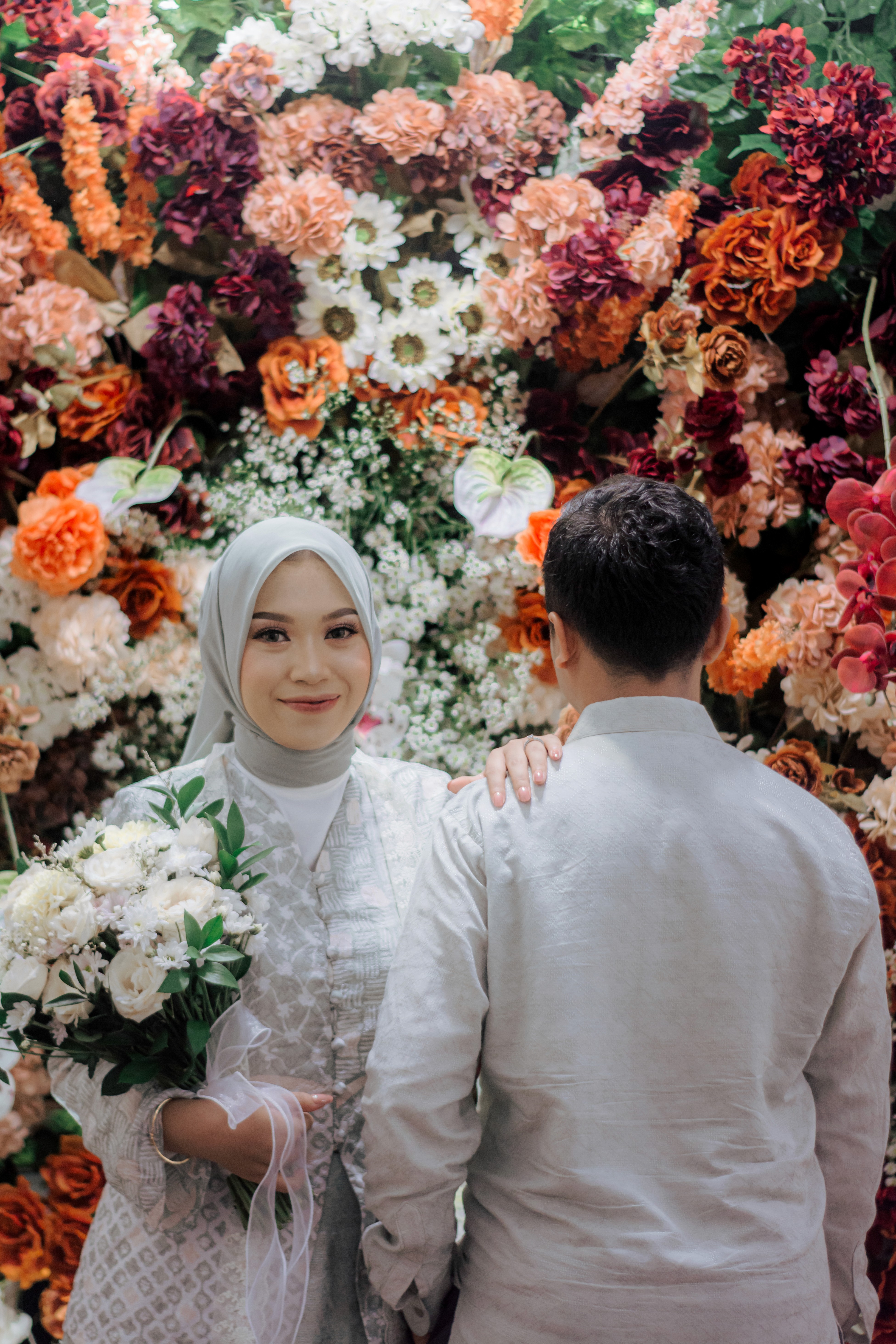 Pida & Tegar Engagement Photoshoot at House Jember