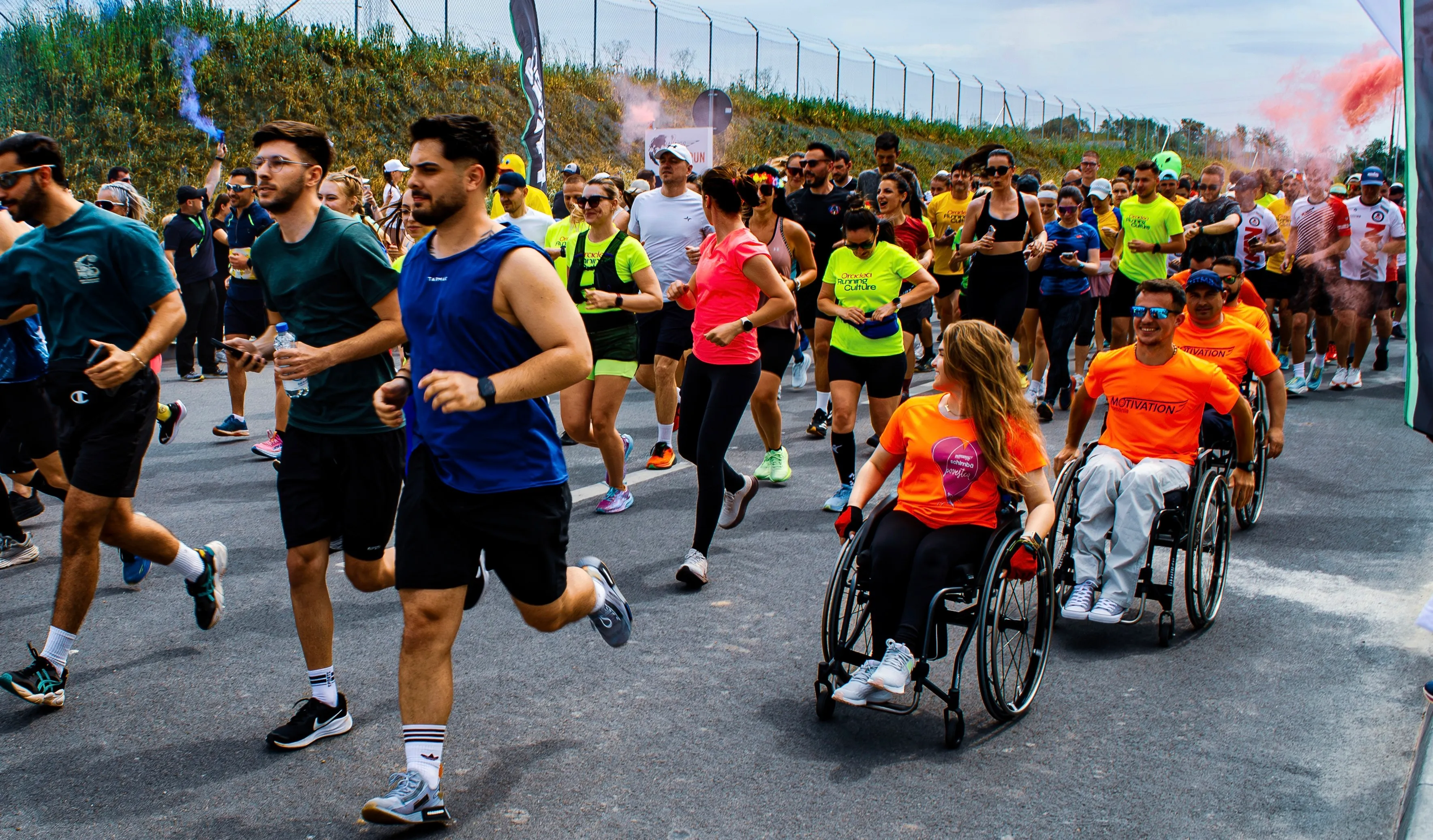 Participanți la o alergare Oradea Running Culture