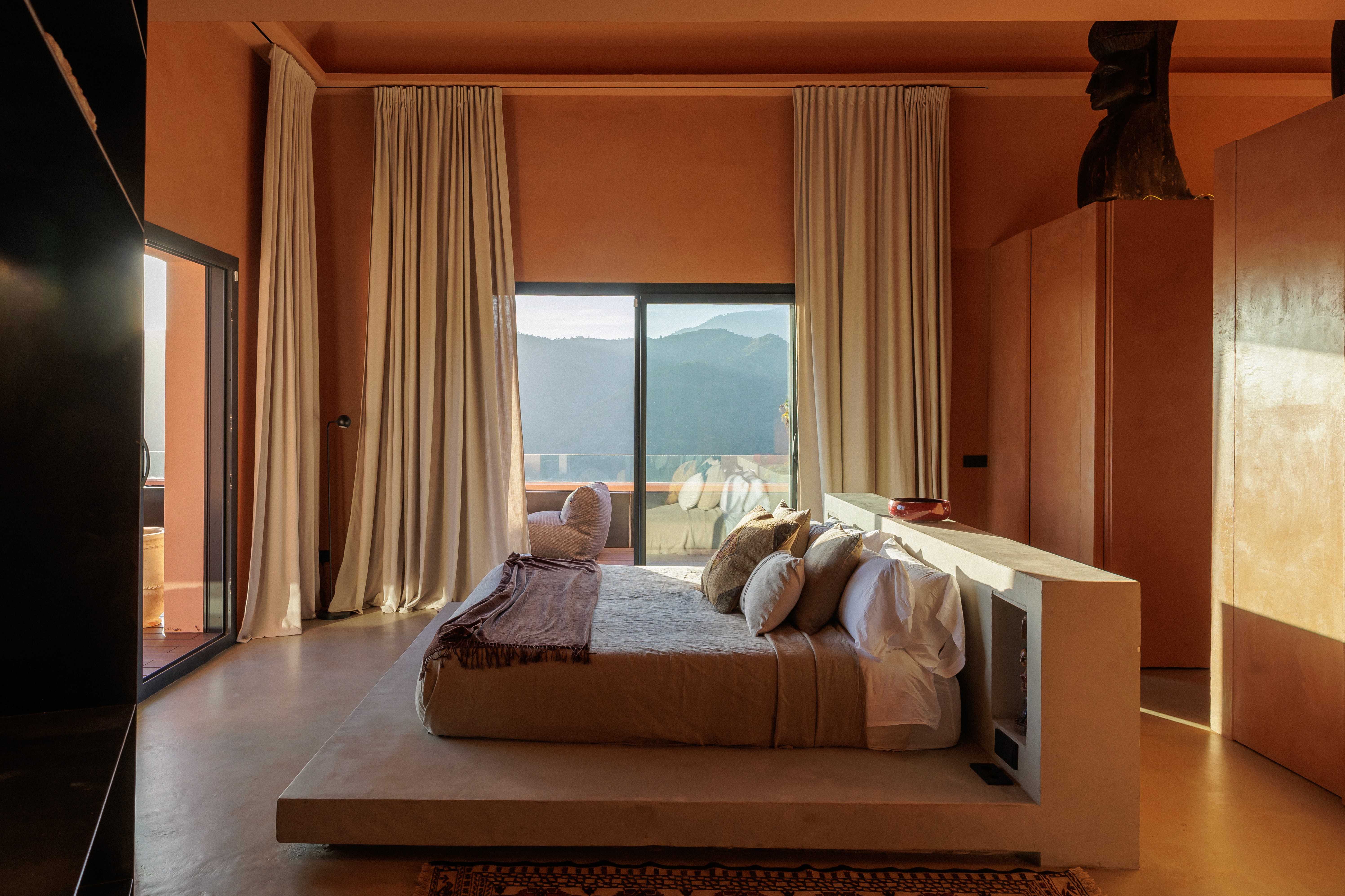 Master bedroom suite at Casa Náyade, luxury villa renovation in Istán near Marbella by Ghara Construction