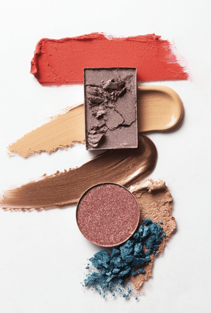 cosmetic makeup powder and blush with brush