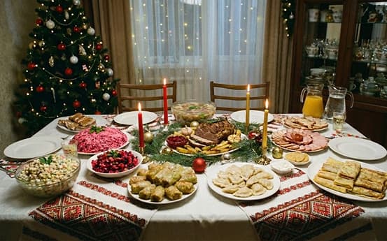 Новорічний стіл