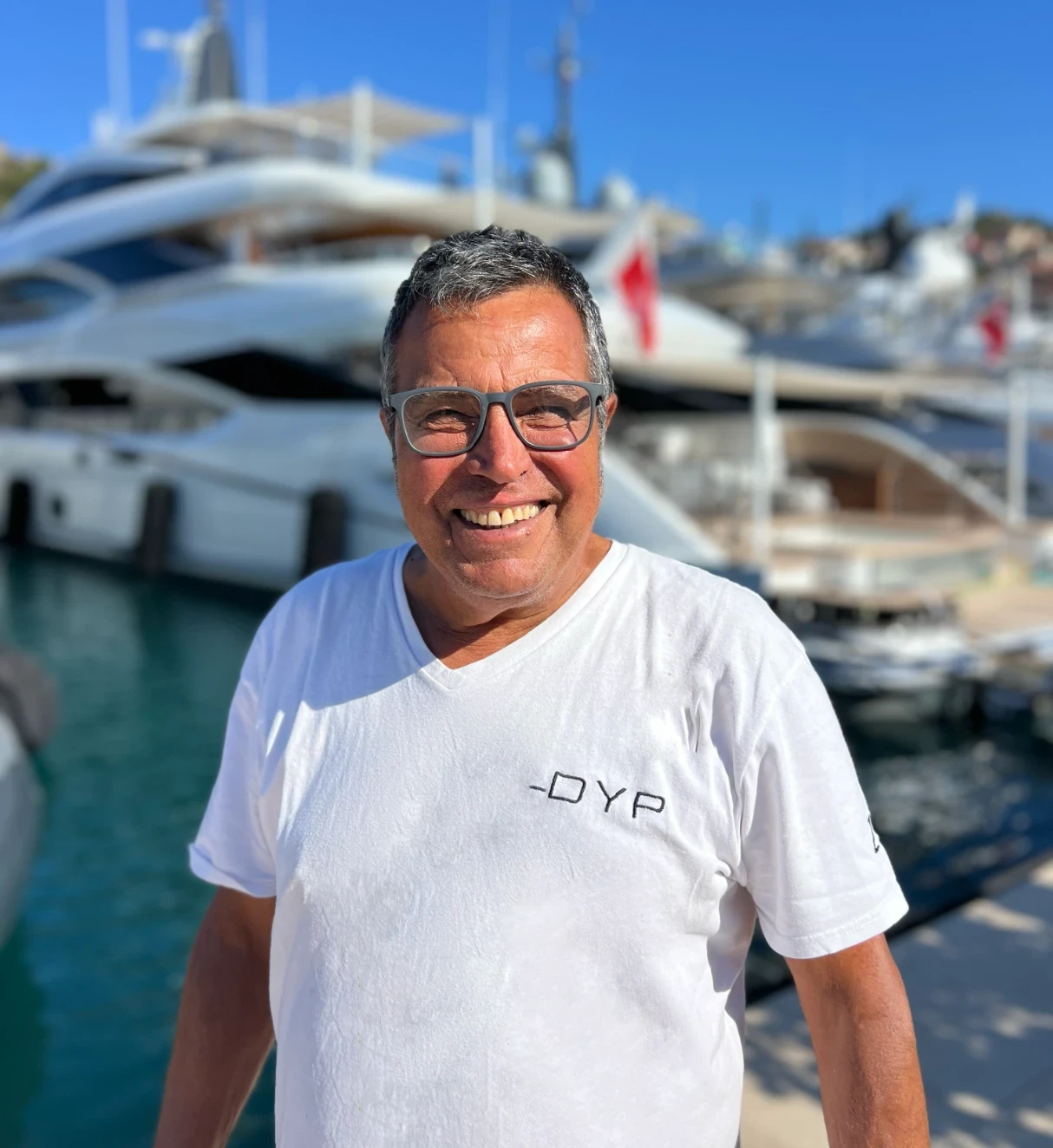 DARIO NAMAVAR portrait