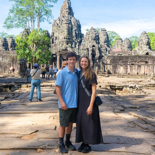 探索昂哥爾托姆和巴揚寺那些迷人而壯觀的寺廟。