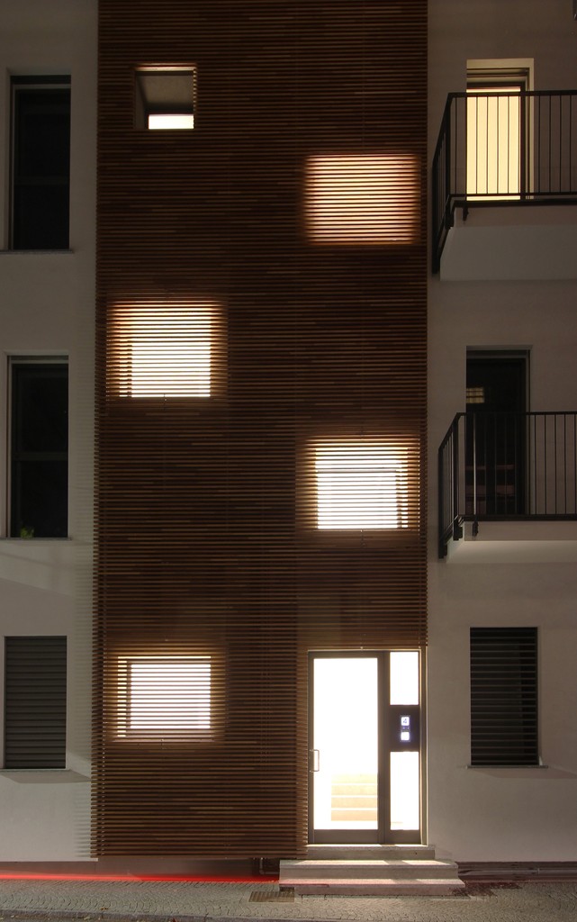 Facciata-in-legno-condominio-Cantù (CO) Galimberti-IMG_8932.jpeg