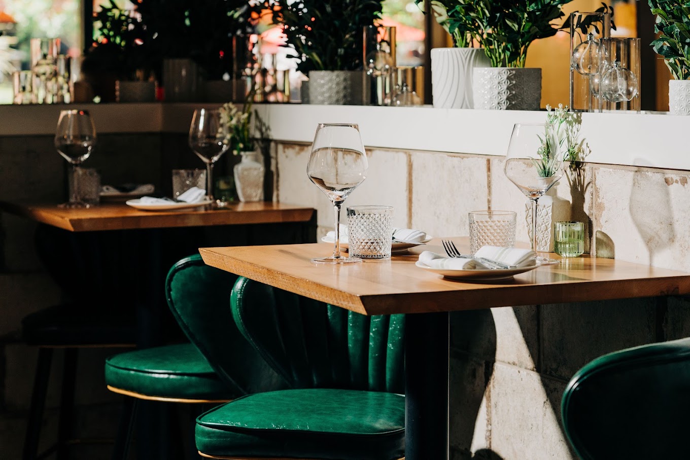Interior at Vacanza Romana wine bar, best wine bar in el dorado hills near folsom