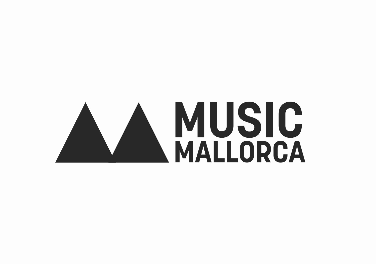 Logotipo de Music Mallorca en gris oscuro sobre fondo blanco